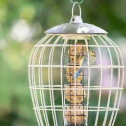 Meisenknödelhalter Mit Schutzkäfig „Aura“ -Geflügelbedarf Verkäufe 2024 350030119 aura fat ball feeder with guardian qm 6635