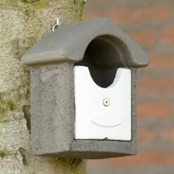 Nistkasten „Barcelona“ WoodStone Halbhöhlenbrüter Grau 9 Nistkasten „Barcelona“ WoodStone Halbhöhlenbrüter Grau -Geflügelbedarf Verkäufe 2024 90662 1 1