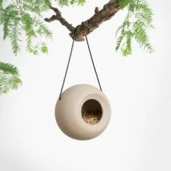 Futterkugel „Lisa“ (Beige) -Geflügelbedarf Verkäufe 2024 lisa white steel hook